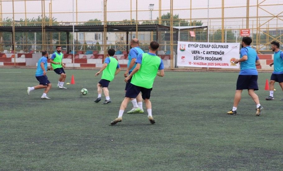 EYYÜP CENAP GÜLPINAR ANTRENÖR EĞİTİM PROGRAMI BAŞLADI