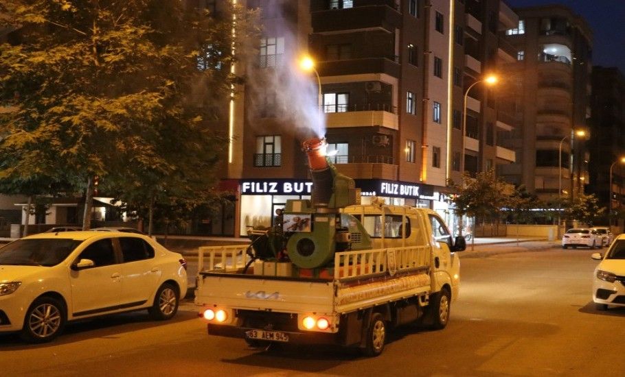 BÜYÜKŞEHİR BELEDİYESİ’NDEN İLAÇLAMA SEFERBERLİĞİ