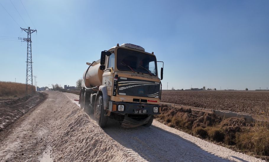 ŞANLIURFA’DA KIRSAL YOLLAR YENİLENİYOR