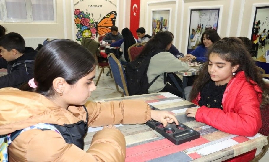 Şanlıurfa Büyükşehir Belediyesi Vatandaşları Sanatla Buluşturuyor