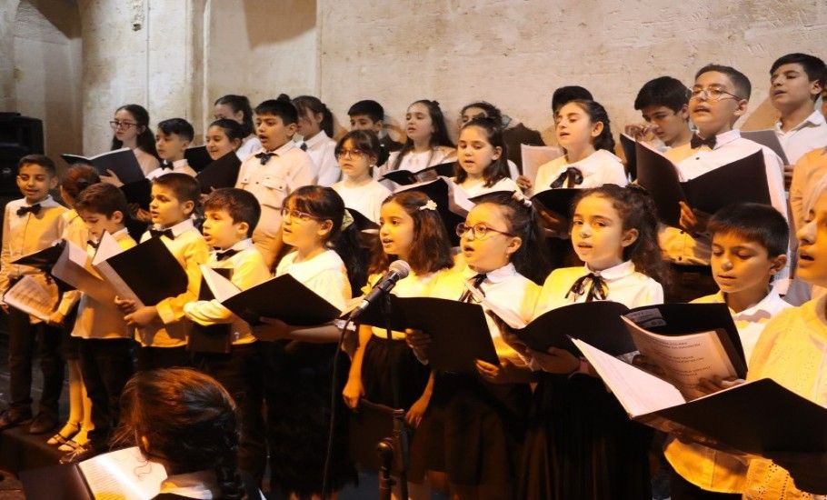 ŞANLIURFA’DA ÇOCUK VE GENÇLİK KOROSU İLE GENÇ YETENEKLER PİYANO KONSERİ BÜYÜK BEĞENİ TOPLADI