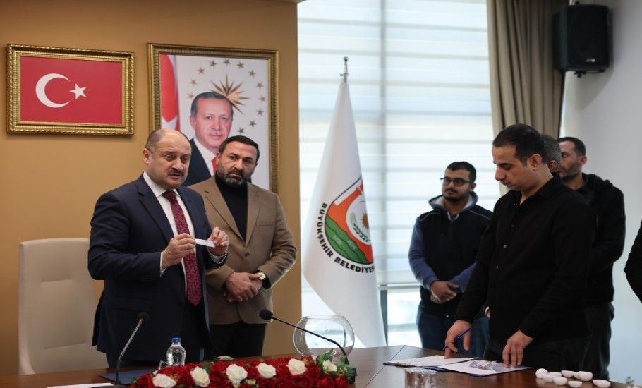 BÜYÜKŞEHİR BELEDİYESİ’NDE OTO ELEKTRİK USTASI ALIMI KURA İLE YAPILDI