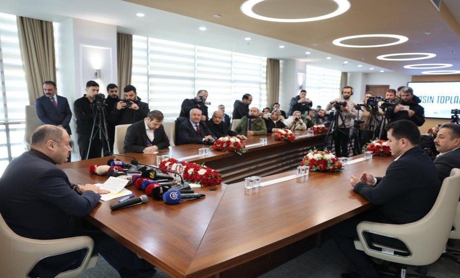 “ŞANLIURFA TARİHİNİN EN YOĞUN KAR YAĞIŞINI YAŞADI, BU BİR AFETTİ”
