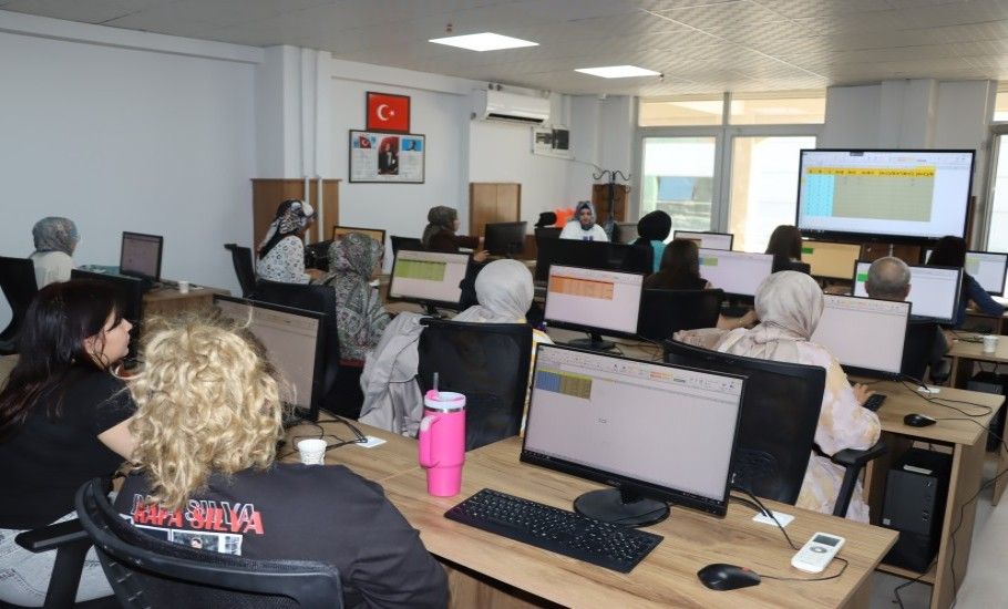 BÜYÜKŞEHİR, BİLGİSAYAR OPERATÖRLÜĞÜ VE KLAVYE KURSU