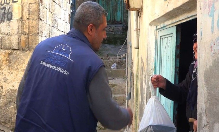 ŞANLIURFA BÜYÜKŞEHİR BELEDİYESİ’NDEN RAMAZAN’DA GÖNÜLLERE DOKUNAN HİZMET