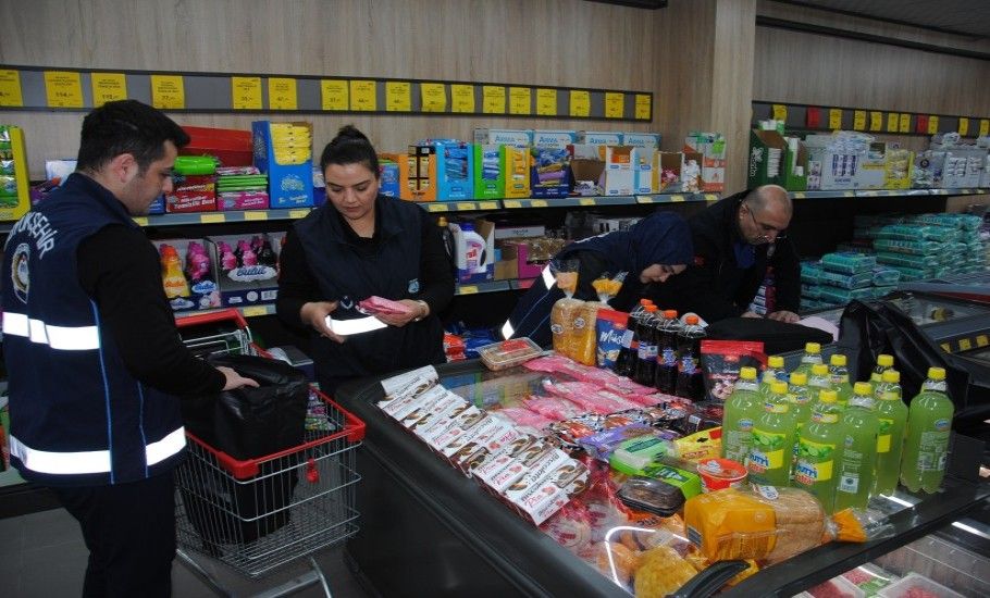 BÜYÜKŞEHİR ZABITASINDAN BAYRAM ÖNCESİ GIDA GÜVENLİĞİ