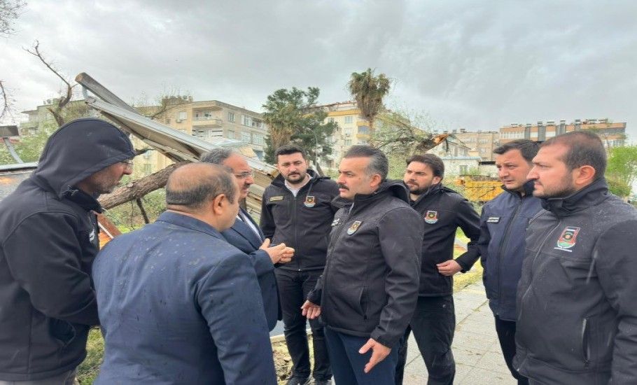 BÜYÜKŞEHİR, BİRECİK’TE AFETİN YARALARINI HIZLI BİR ŞEKİLDE SARIYOR