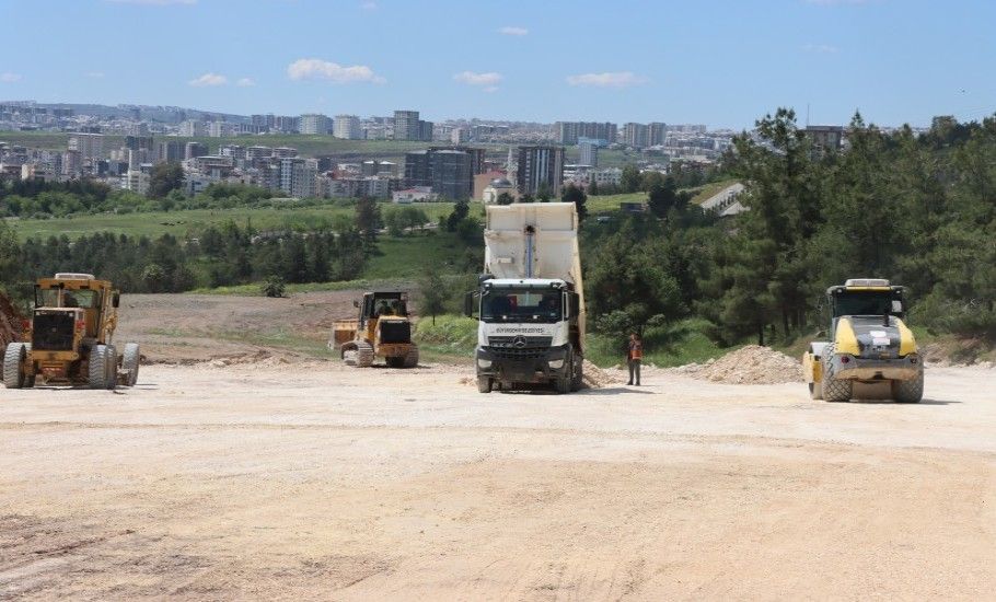 BÜYÜKŞEHİR, ŞEHİR HASTANESİ ULAŞIM AĞINI GENİŞLETİYOR